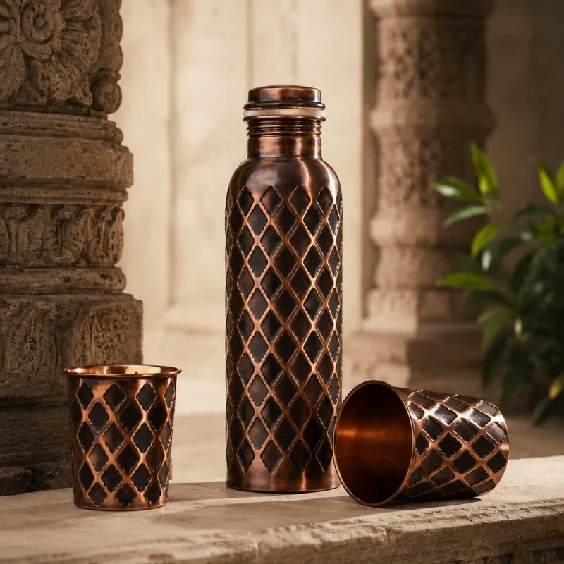 Alma Pure™ - Diamond-Kupferflasche – 99,9 % massives Reinkupfer