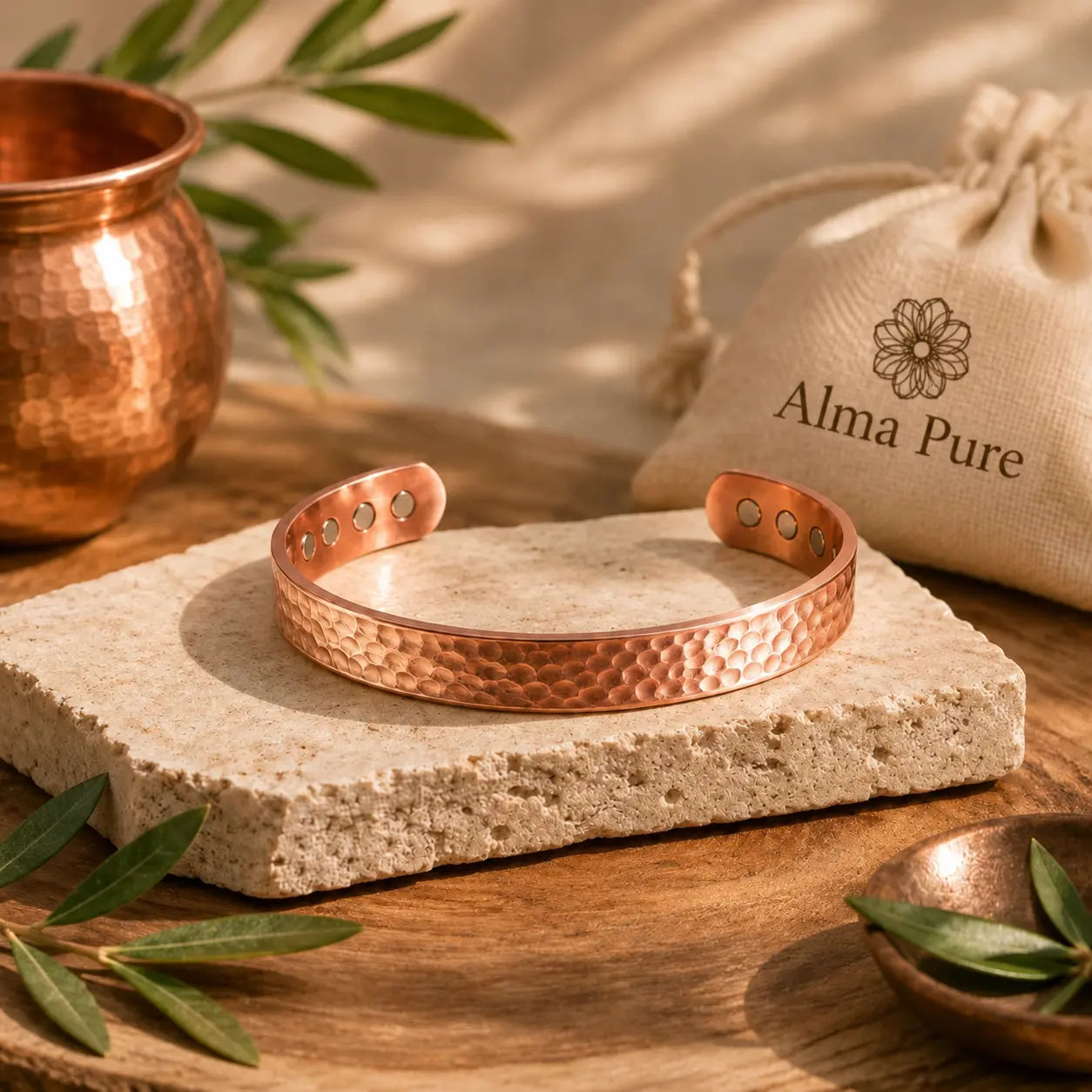Alma Pure HERITAGE – Gehämmertes Kupferarmband