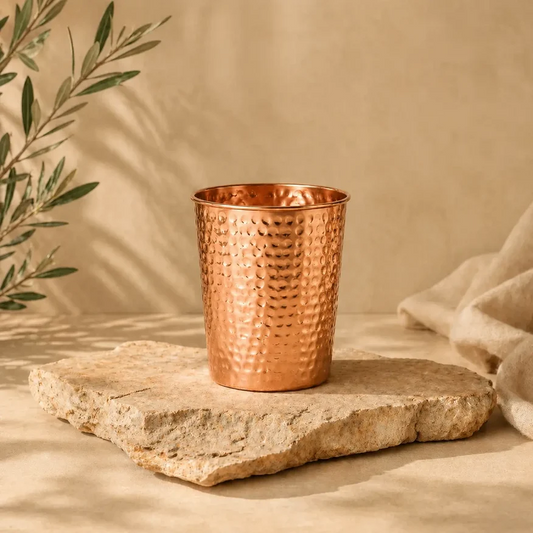 Alma Pure™ – Gehämmerter Becher
